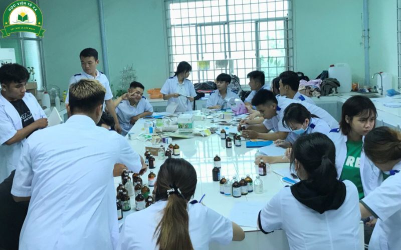 Thông báo xét tuyển Khóa Học Thú Y Hệ Trung Cấp