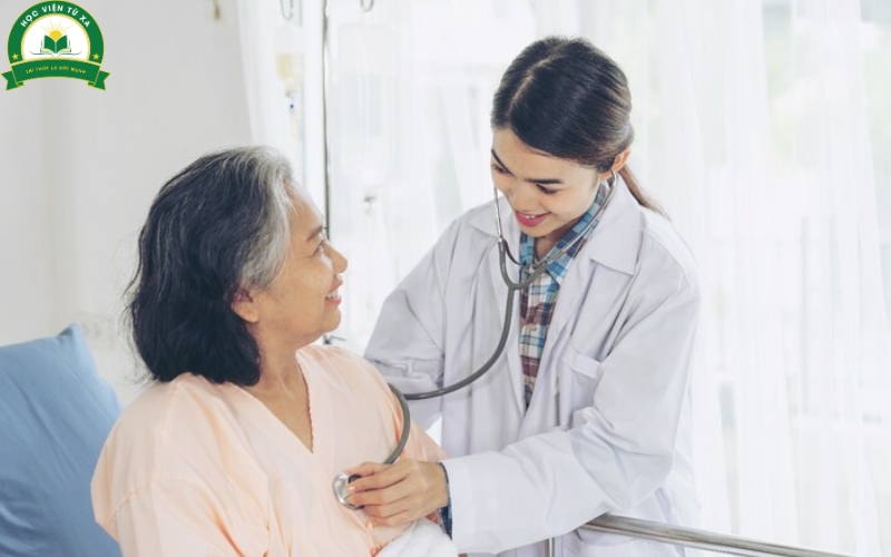Một vài lưu ý quan trọng khi xét tuyển Cao đẳng Y sĩ đa khoa tại Tuyensinhtuxa.edu.vn