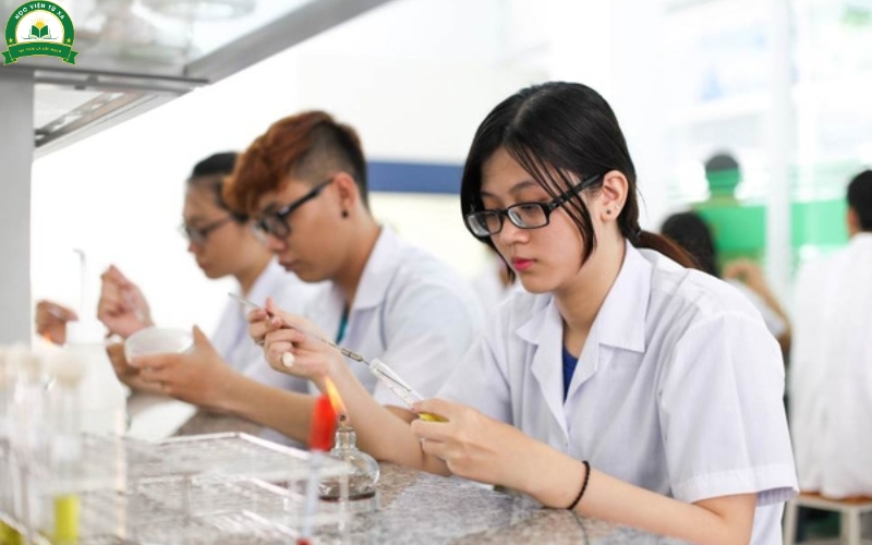 Mục tiêu đào tạo cao đẳng kỹ thuật dược tại trường tuyensinhtuxa.edu.vn 