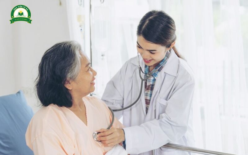 Bằng Trung cấp Điều dưỡng chính quy có giá trị không?