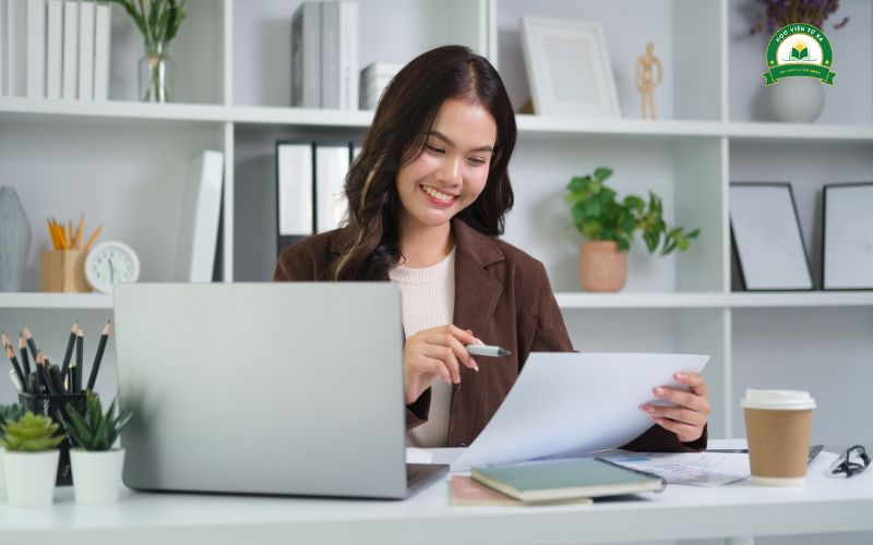 Cơ hội việc làm sau khi tốt nghiệp Trung cấp Văn thư hành chính