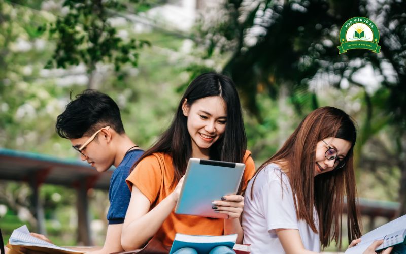 Thời gian học Trung cấp Chính quy - Liên thông - Văn bằng 2 -Từ xa