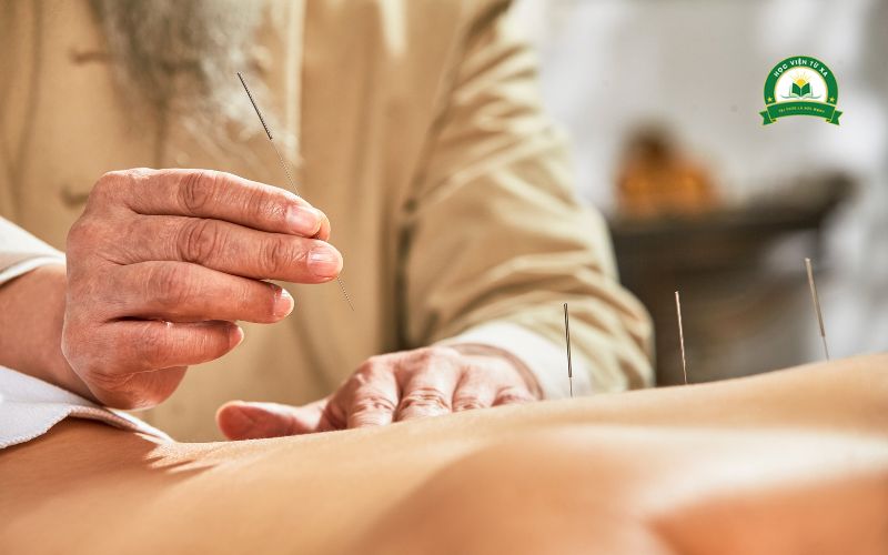 Mức lương sau khi tốt nghiệp Trung cấp Y học cổ truyền chính quy