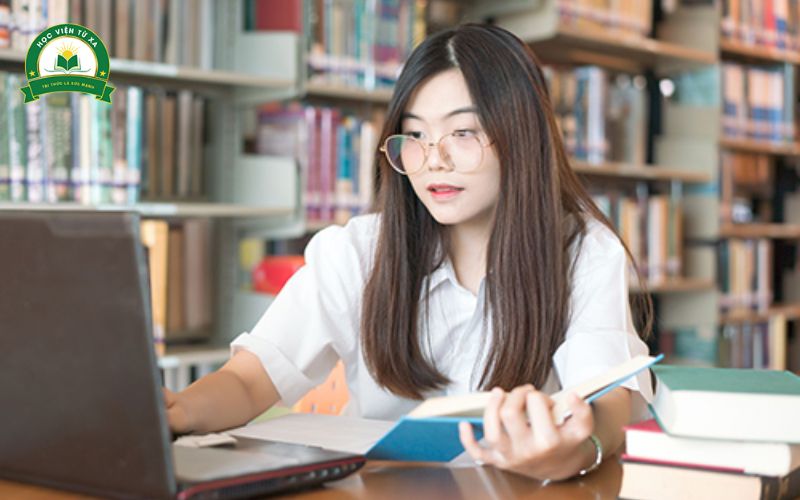 Học phí và bằng cấp Trung cấp Văn thư hành chính Chính quy