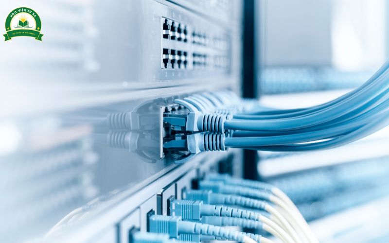 Các hình thức học Trung cấp Công nghệ thông tin Vừa học vừa làm