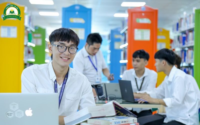 Lớp Trung cấp Công nghệ thông tin tại Bình Phước có gì đặc biệt?