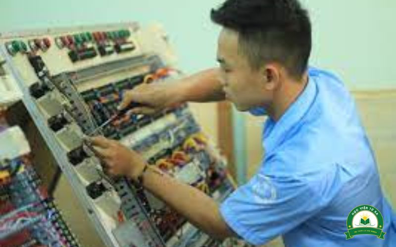 Cơ hội việc làm sau khi tốt nghiệp Trung cấp Điện công nghiệp