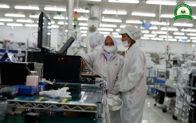 Học phí và chi phí khóa học Trung cấp Điện tử công nghiệp tại tuyensinhtuxa.edu.vn