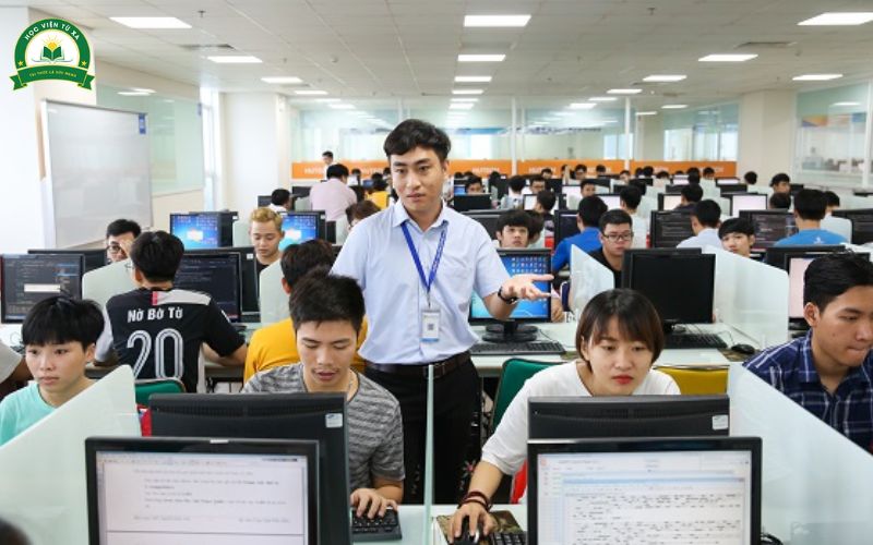 Khóa học Trung cấp Công nghệ thông tin hệ Cấp tốc