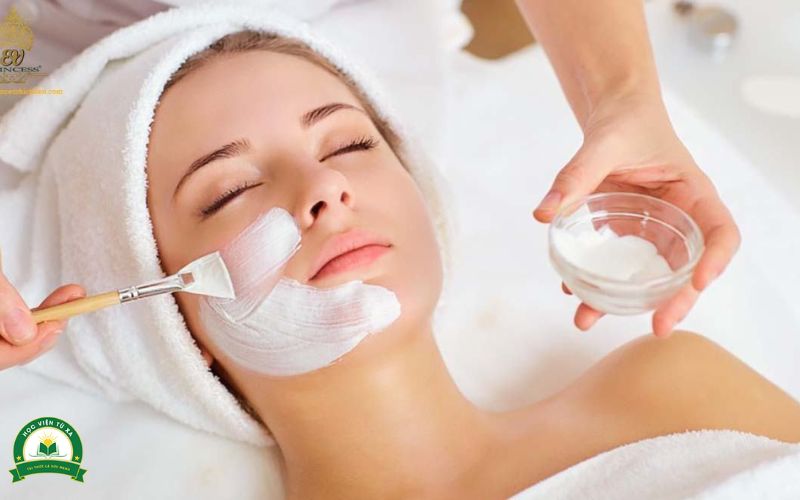 Sau khi học xong Trung cấp Chăm sóc sắc đẹp ra làm gì?