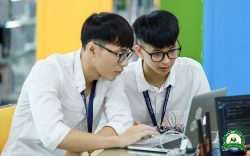 Thông báo xét tuyển học Trung cấp Công nghệ thông tin