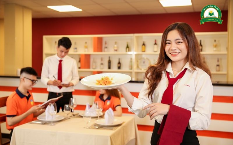 Cao đẳng Quản trị nhà hàng là ngành học gì?