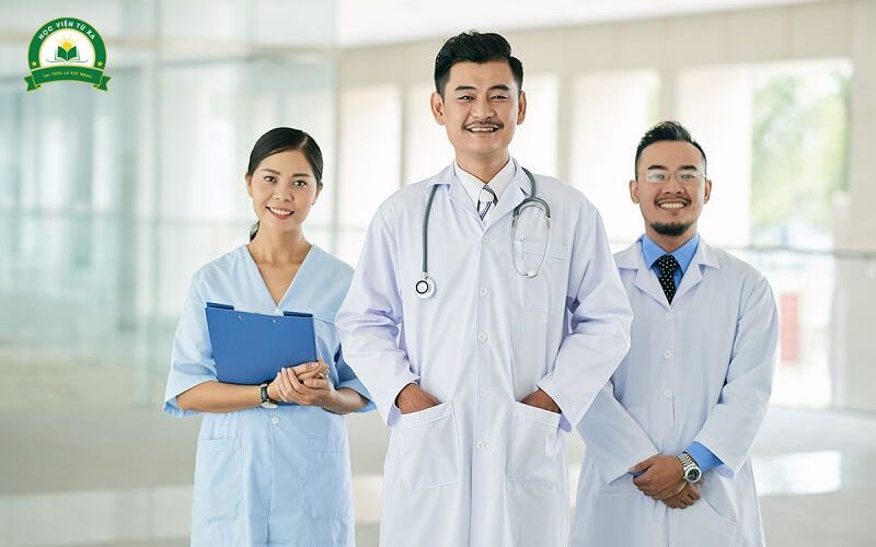 Mức học phí Trung cấp Y sĩ đa khoa hiện nay là bao nhiêu?