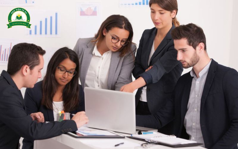 Thời gian đào tạo và các hệ học Trung cấp Quản trị kinh doanh