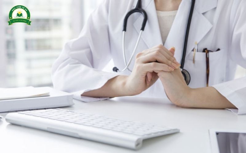 Trung cấp Y sĩ đa khoa hệ vừa học vừa làm