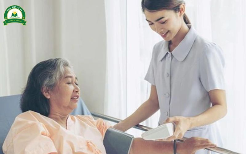 Chương trình đào tạo Điều dưỡng Văn bằng 2