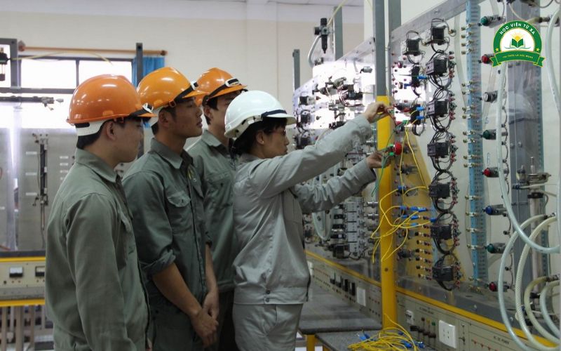 Cơ hội việc làm sau khi tốt nghiệp Trung cấp ngành Điện công nghiệp dân dụng Cấp tốc