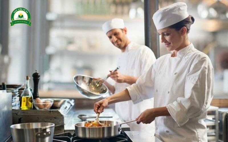Học xong ngành Kỹ thuật chế biến món ăn ra làm gì?