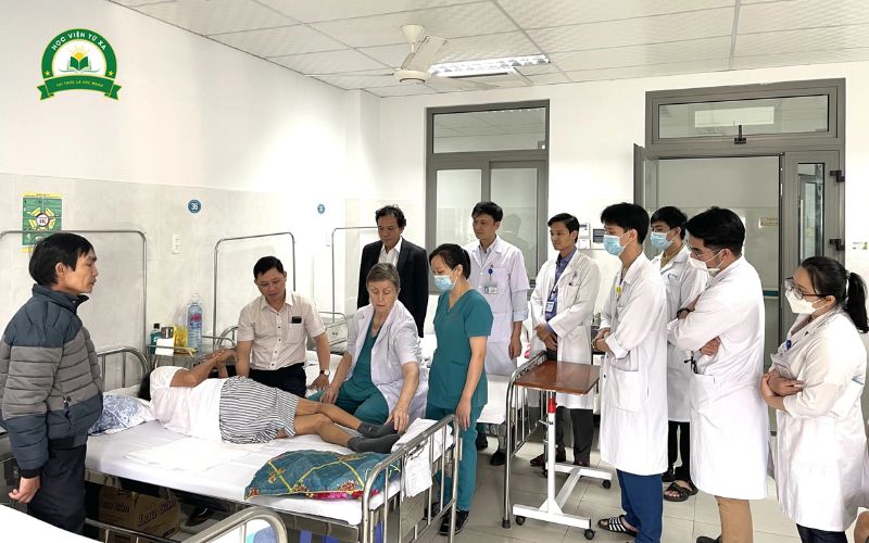 Vì sao nên học Y học cổ truyền Văn bằng 2 thay vì học lại từ đầu?