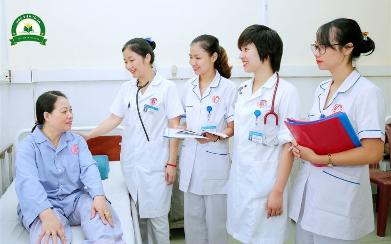 Vì sao nhiều người ở Quảng Ngãi chọn học liên thông Điều dưỡng?