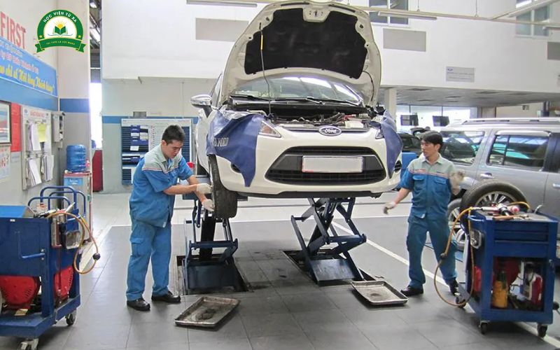 Có nên đăng ký học Liên thông Trung cấp lên Cao đẳng ô tô không?