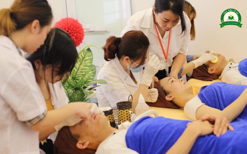 Học chăm sóc sắc đẹp là học cái gì?