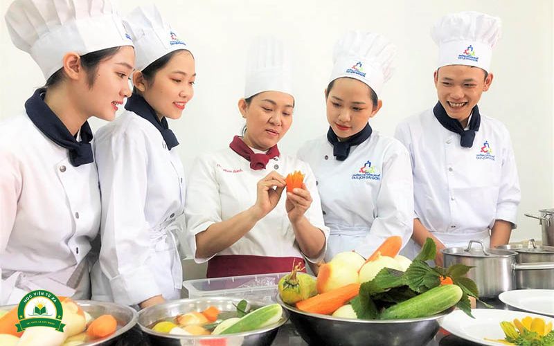 Chương trình đào tạo ngành Kỹ thuật chế biến món ăn hệ Trung cấp