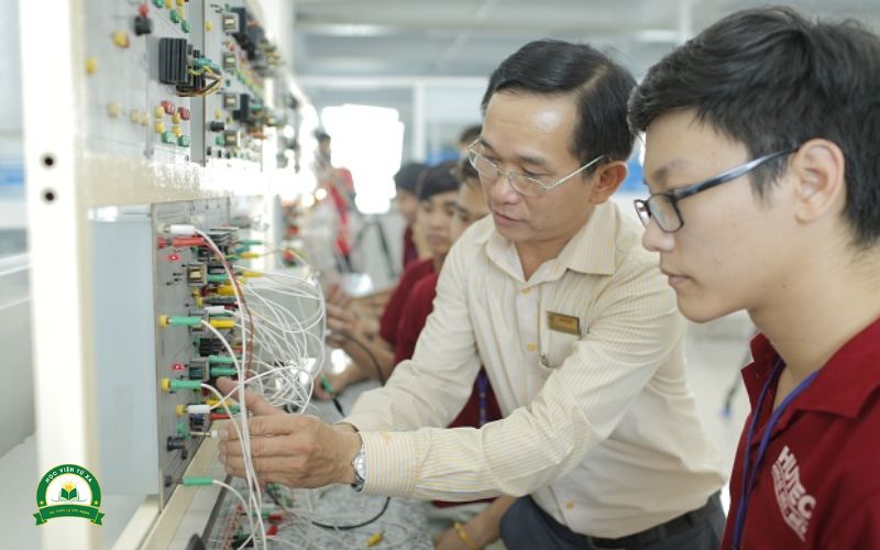 Khung Chương trình đào tạo ngành Điện công nghiệp hệ Trung cấp