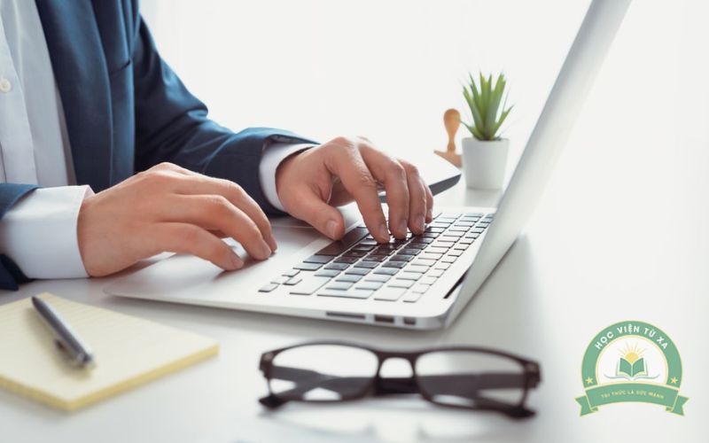 Học liên thông Kế toán doanh nghiệp Từ xa