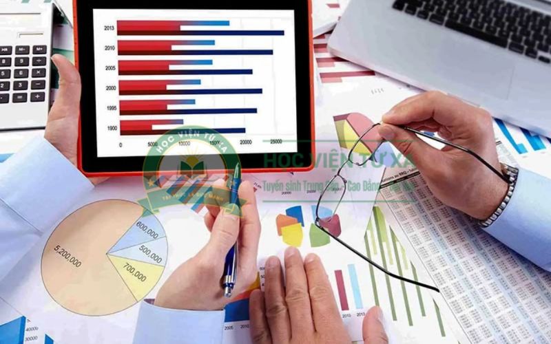 Học Trung cấp Kế toán học ngoài giờ hành chính sẽ được học những gì?