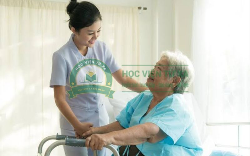 Khóa học văn bằng 2 ngành Điều dưỡng