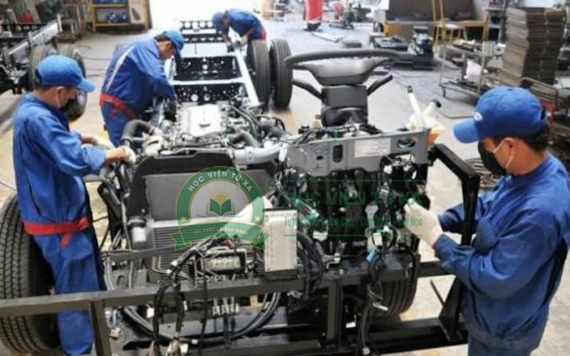 Thời gian học Trung cấp Cơ khí
