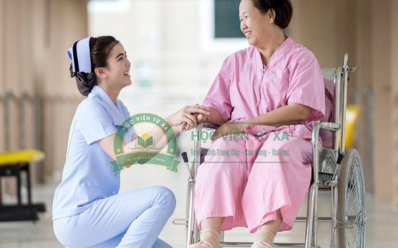 Thông tin học phí khóa học văn bằng 2 ngành Điều dưỡng